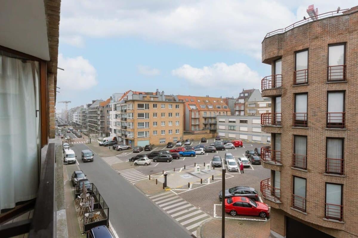 Huswell - Authentic Apartment With Terraces And Parking Knokke-Heist Eksteriør bilde